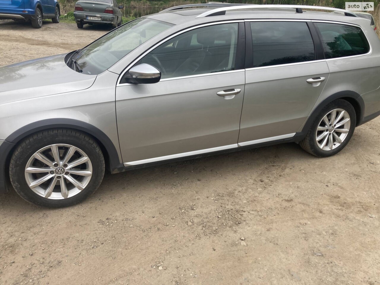 Volkswagen Passat Alltrack 'Swan.'