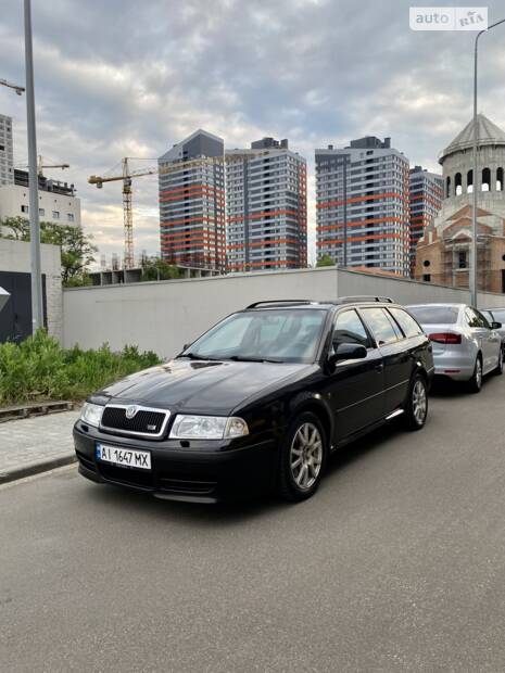 Skoda Octavia '4ePToBka'