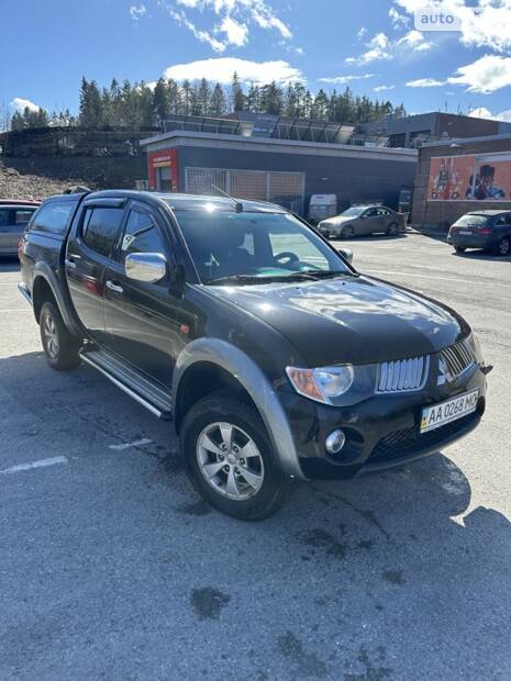 Mitsubishi L 200 2008