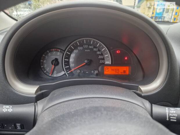 Nissan Micra 2013