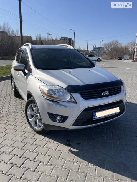 Ford Kuga 2011