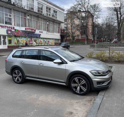 Volkswagen Golf Alltrack 2019