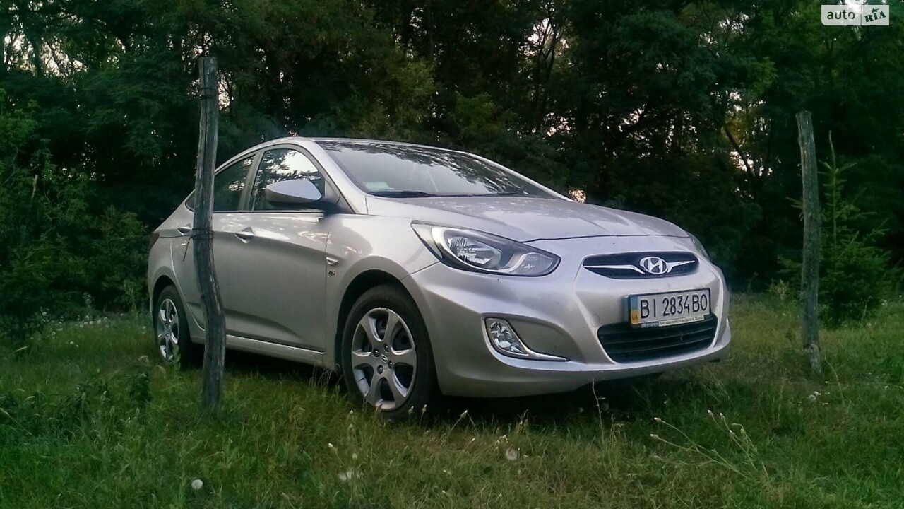 Hyundai Accent 2011