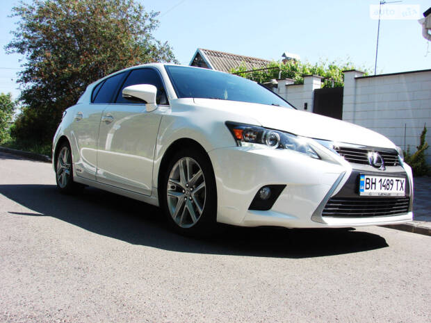 Lexus CT 2015