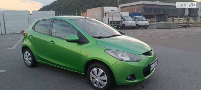 Mazda 2 2007
