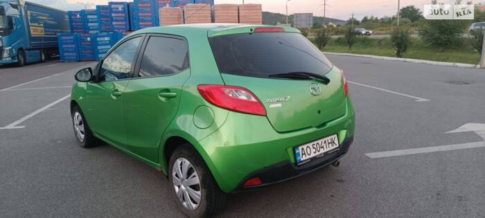 Mazda 2 2007