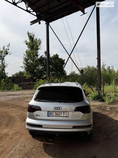 Audi Q7 2014