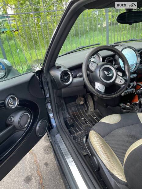 MINI Cooper 2007