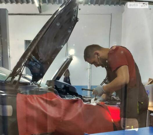 Заміна ГРМ, приводних ременів та бачка ГУР