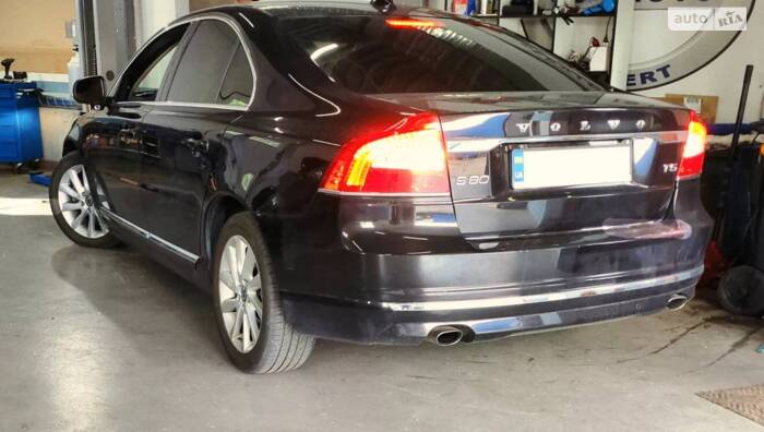 Заміна ГРМ, приводних ременів та бачка ГУР