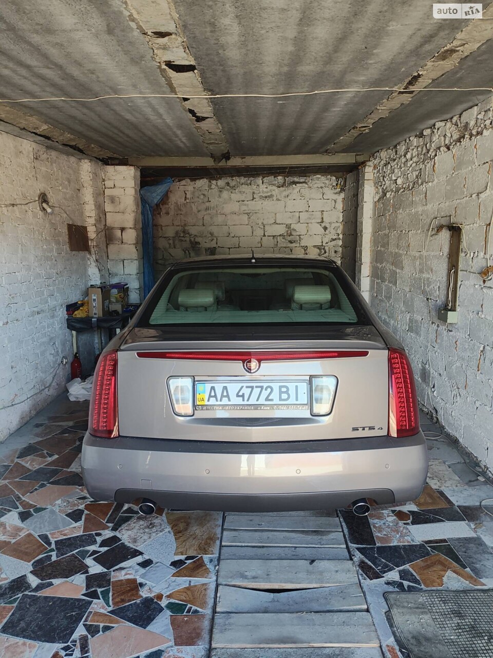 Cadillac STS 'STS4 V8'