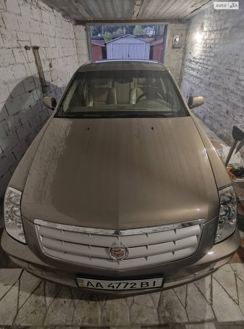 Cadillac STS 'STS4 V8'