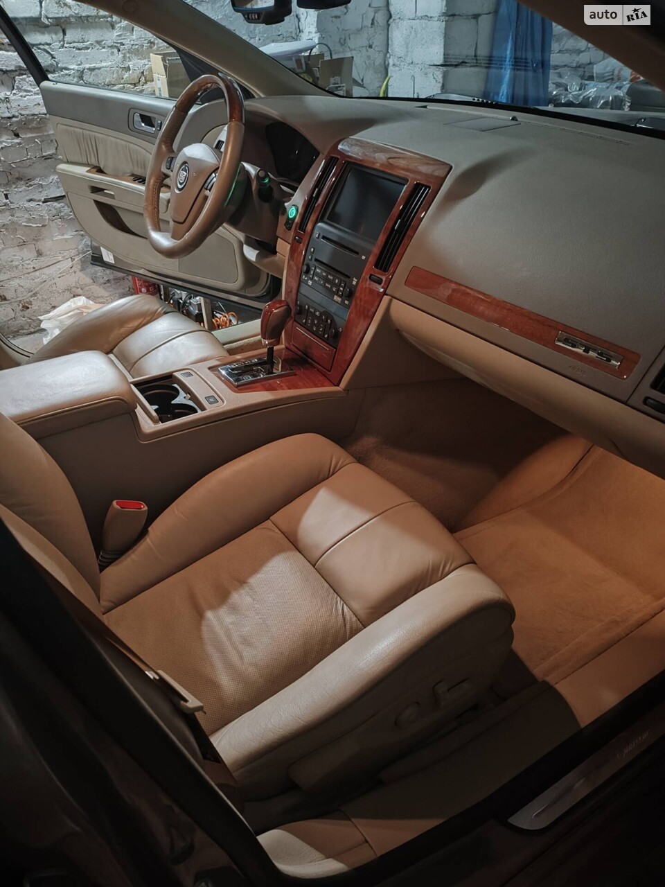 Cadillac STS 'STS4 V8'