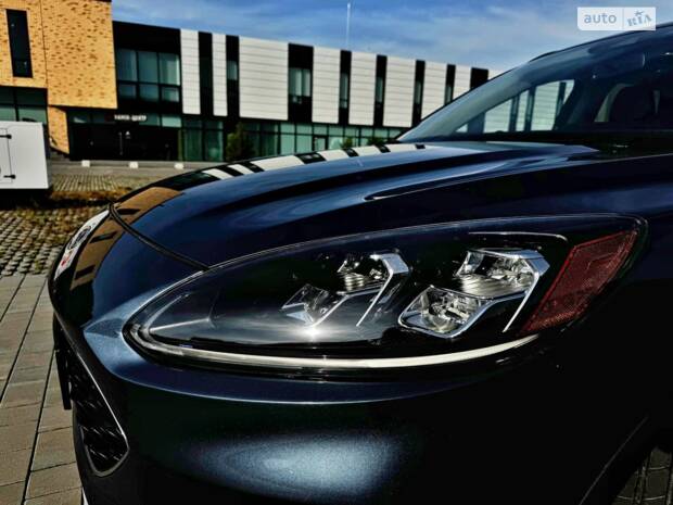 Бронювання фар