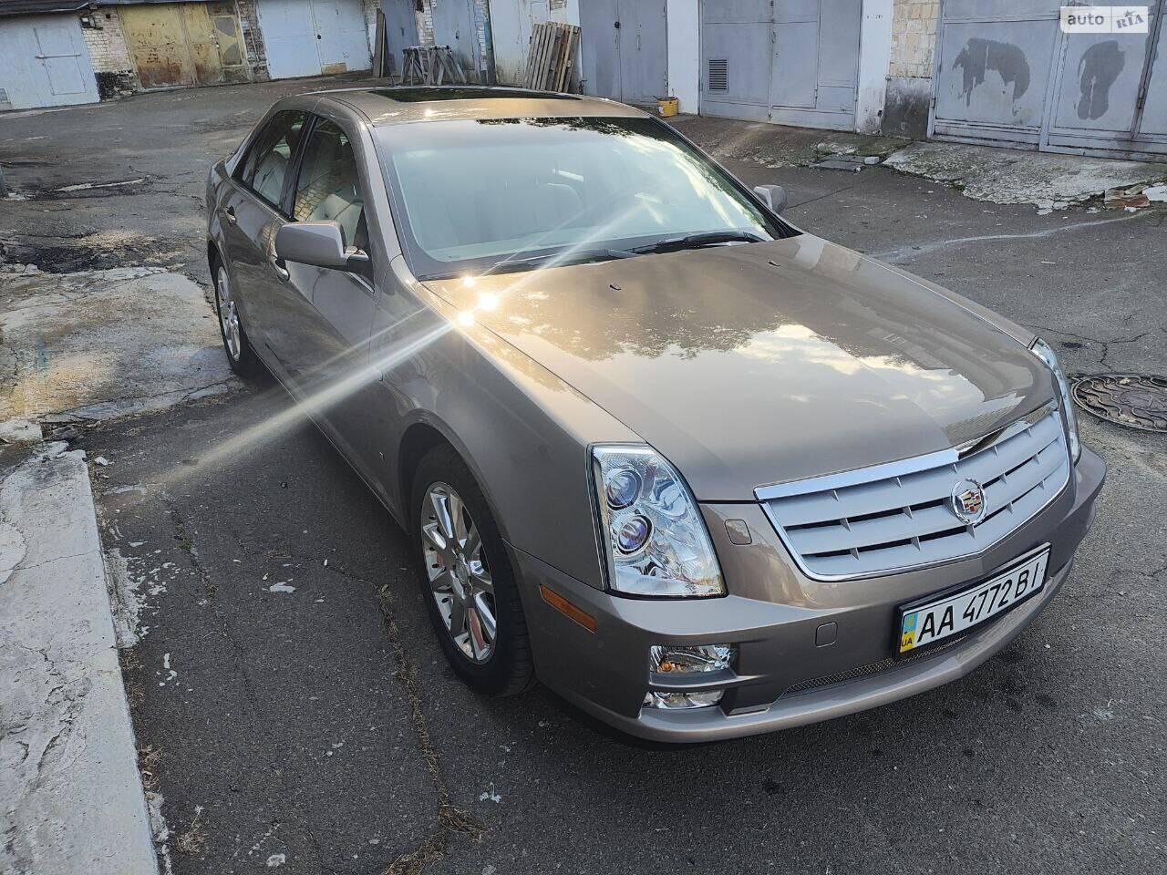 Cadillac STS 'STS4 V8'