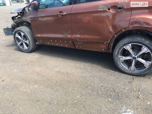 Ford Escape 2017 зі США — історія успіху чи провалу? Частина №1