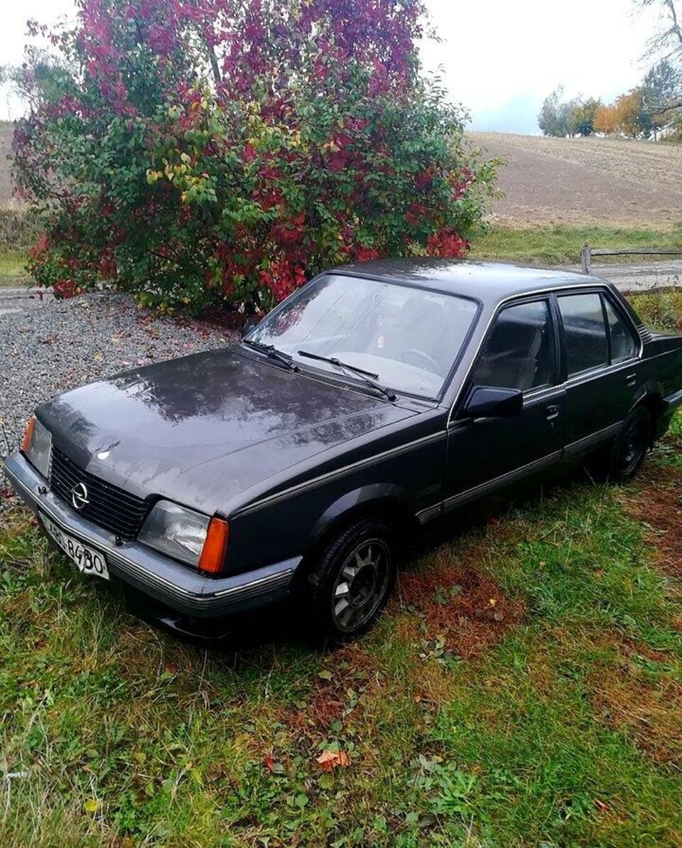 Opel Ascona 1986