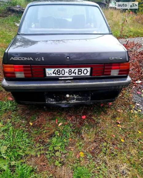 Opel Ascona 1986