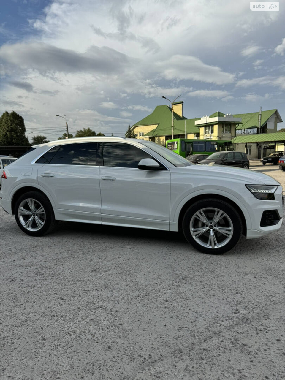 Audi Q8 2023