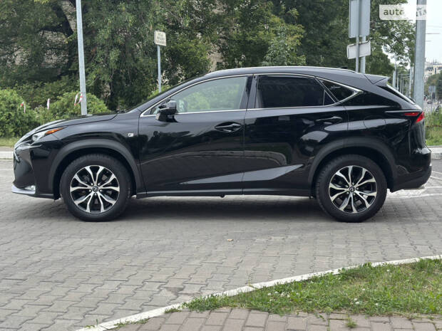Lexus NX 2017