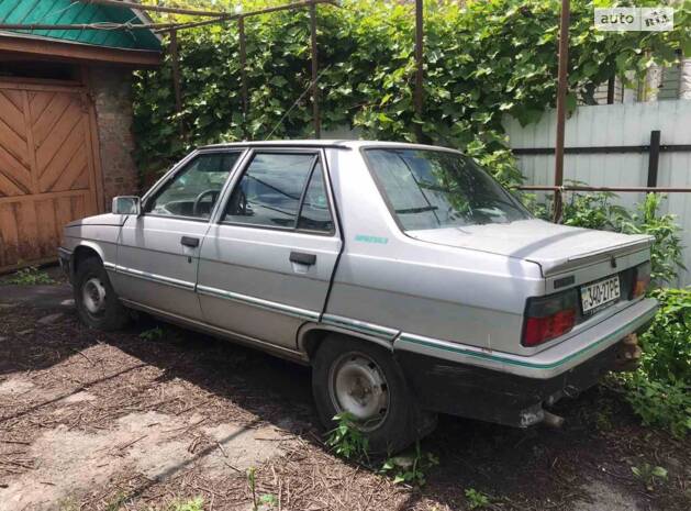 Renault 9 1987