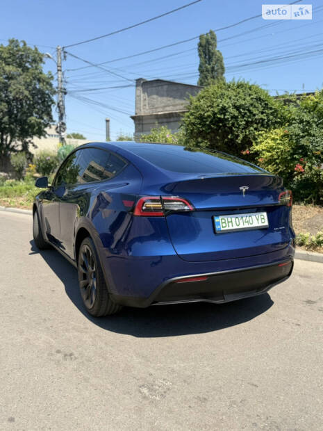 Tesla Model Y 2022