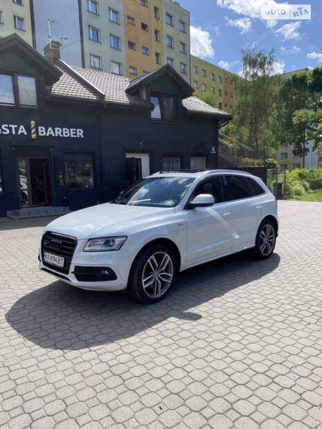 Audi SQ5 2014