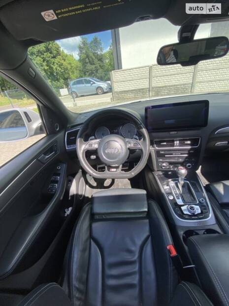 Audi SQ5 2014