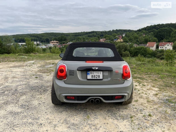 MINI Convertible 2016