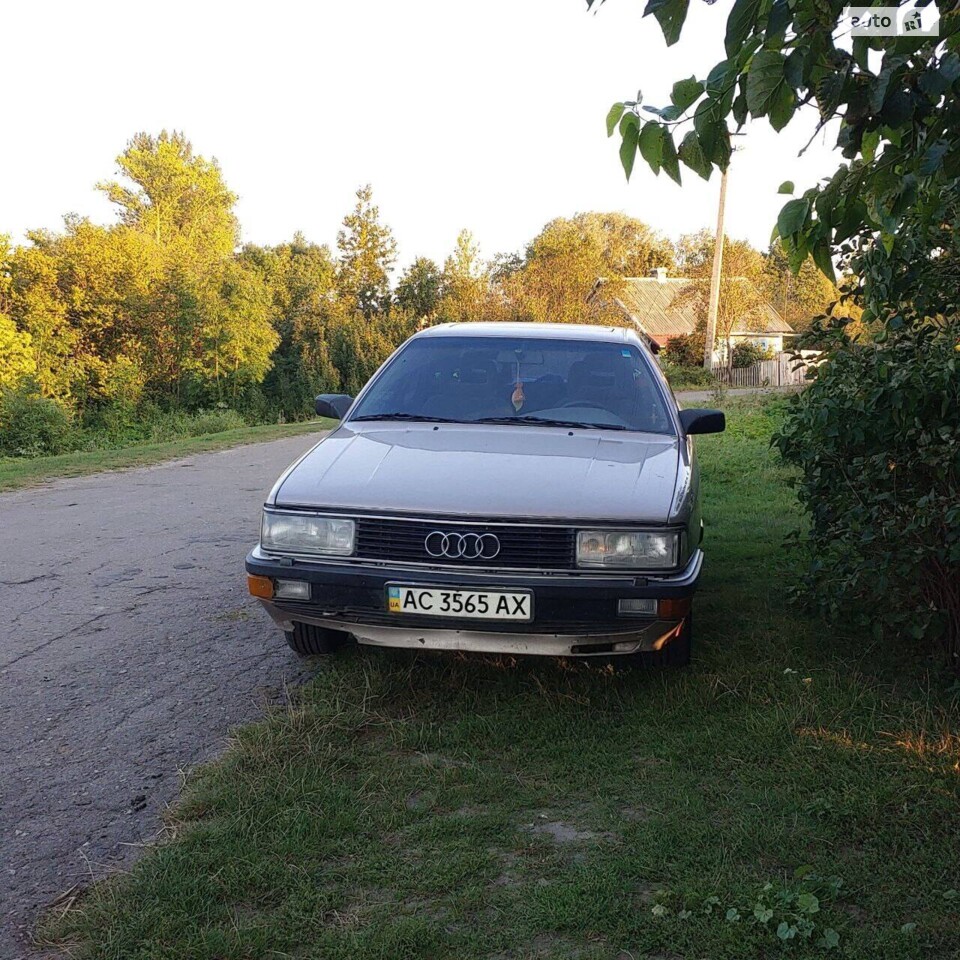Audi 200 1988