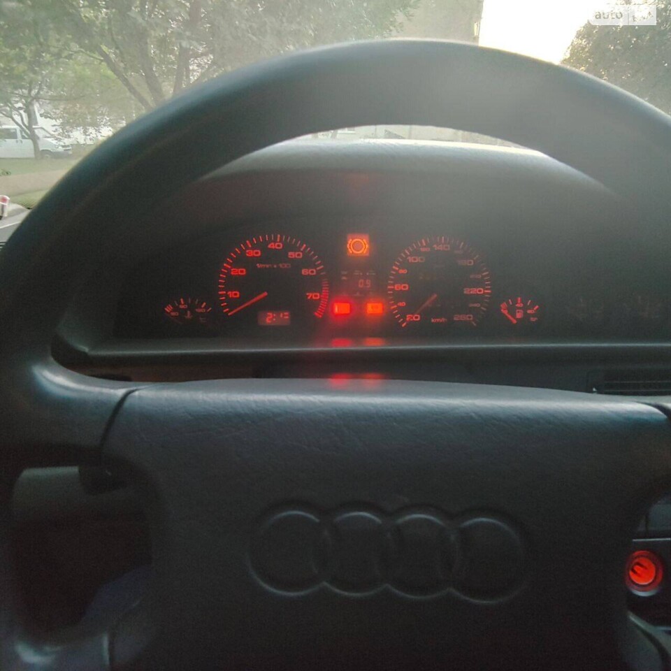 Audi 200 1988