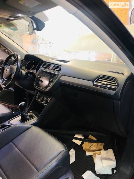 Відновлення Tiguan після ДТП в штатах 