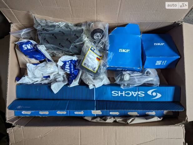 Заміна задньої підвіски та ходової частини.