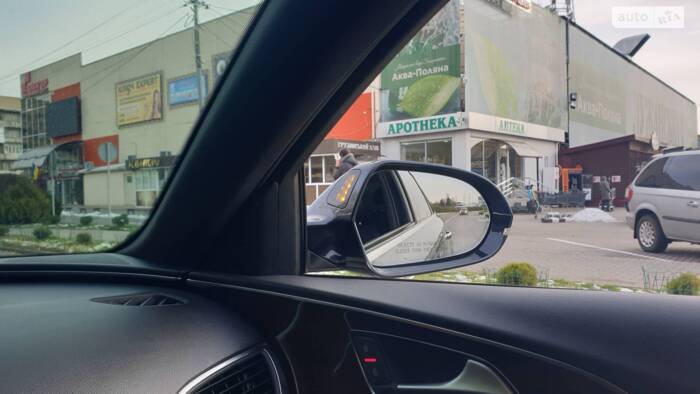 Нові ключі та заміна правого дзеркала.