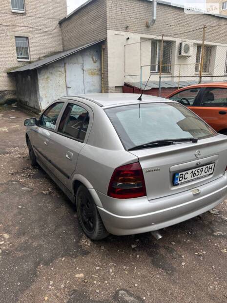 Opel Astra 2003