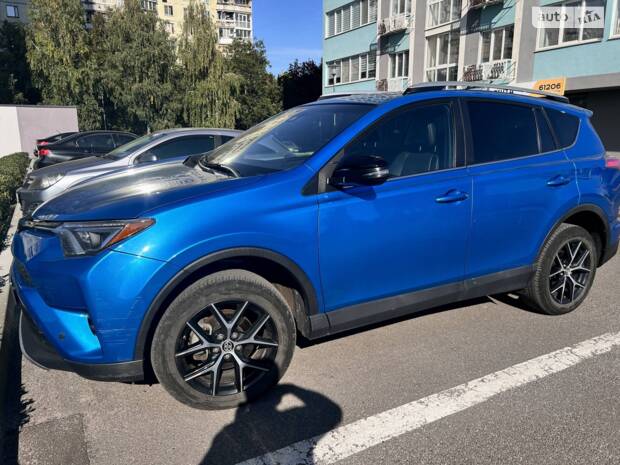 Toyota RAV4 2017
