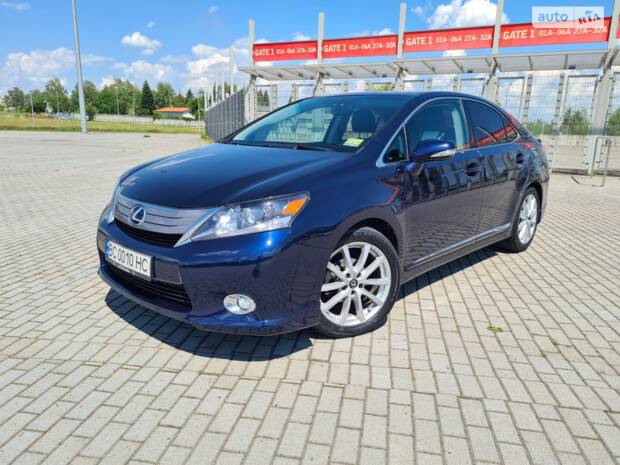 Lexus HS 2011