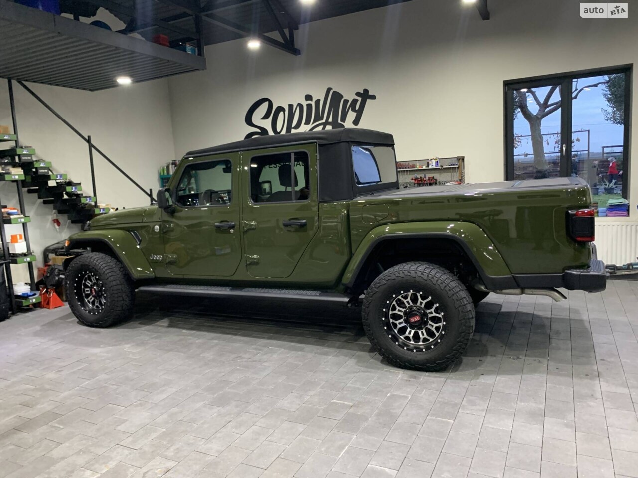 Jeep Gladiator 2023