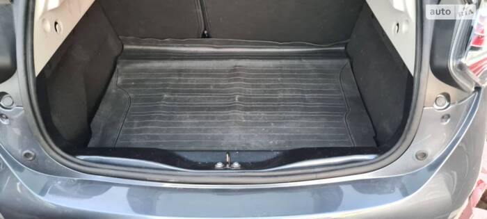 Прийшла перша обновка - подвійна підлога