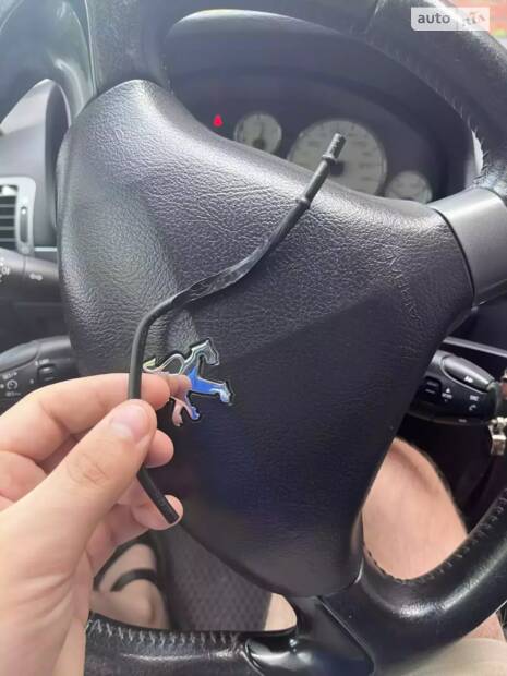 Історія. Частина 12. Дим з вихлопної, новий склопідйомник, ТО і прощання.