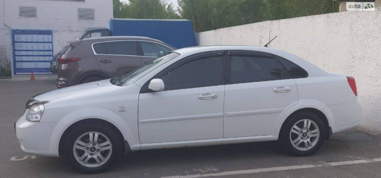 Daewoo Lacetti 2012