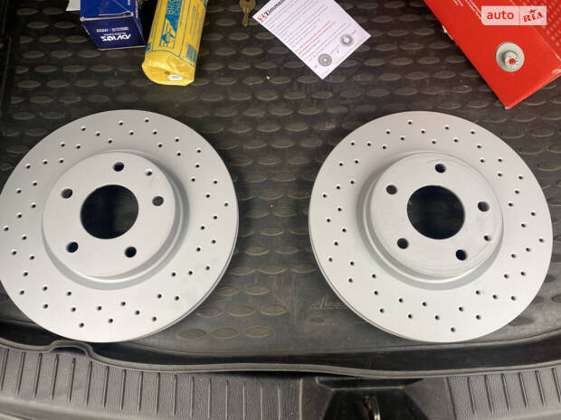 Заміна передніх дискових гальм + колодок ZIMMERMANN SPORT COATZ