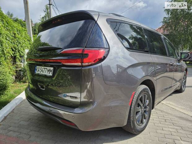 Chrysler Pacifica 2021