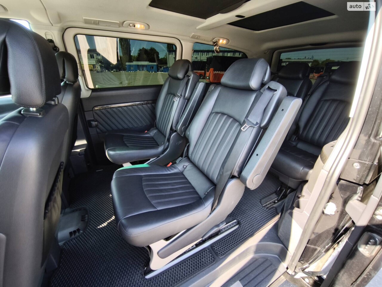 Салон трансформер