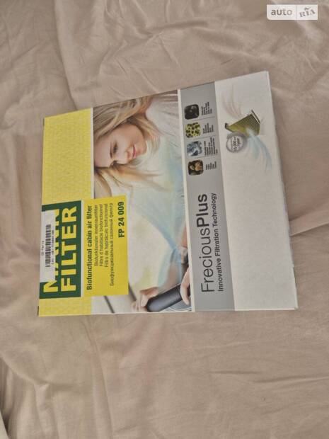 Заміна фільтра салона і повітряного фільтра
