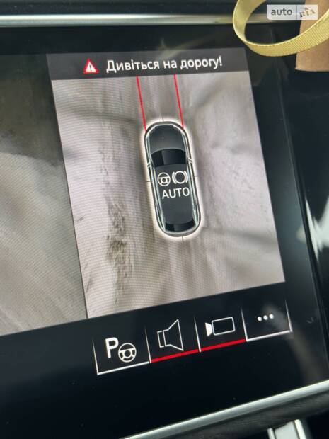 IPA. Інтелектуальний парковочний асистент - ти вартий окремого посту Audi Q8