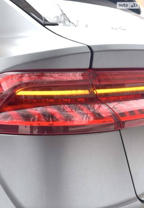 Переробка фонарів в Європу Audi Q8