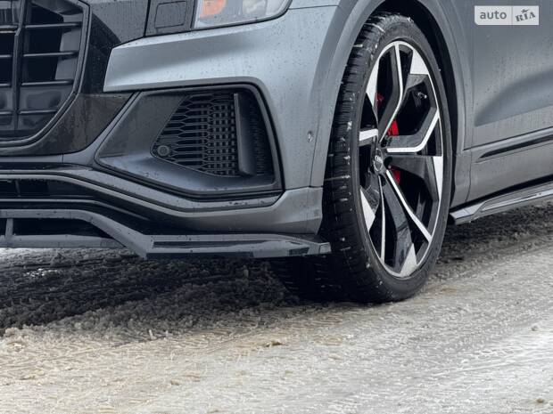 Спортивні пружини H&R на Audi Q8