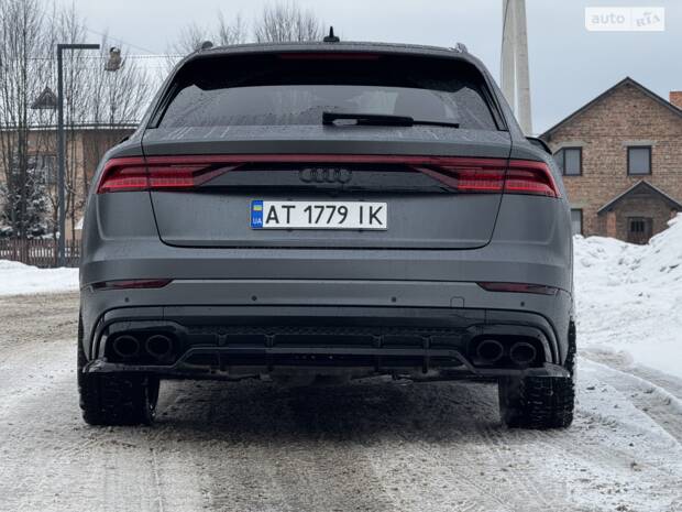 Спортивні пружини H&R на Audi Q8