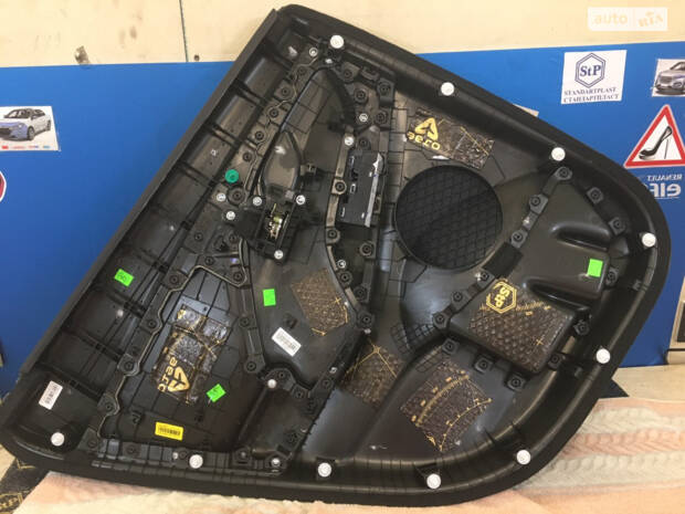 Повна шумоізоляція авто